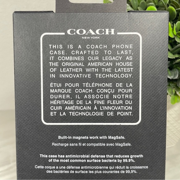 NEW Coach Tea Rose MagSafe iPhone 15 Pro Phone Case‎ Logo Flowers Floral - Picture 3 of 9